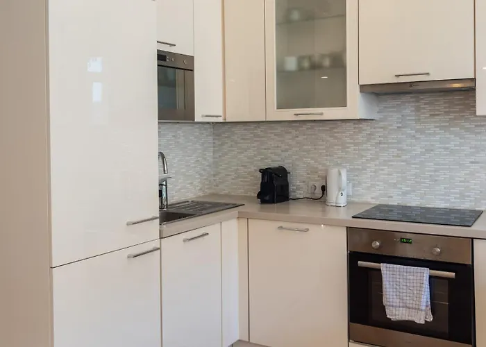 Margaret Bridge Apartment *