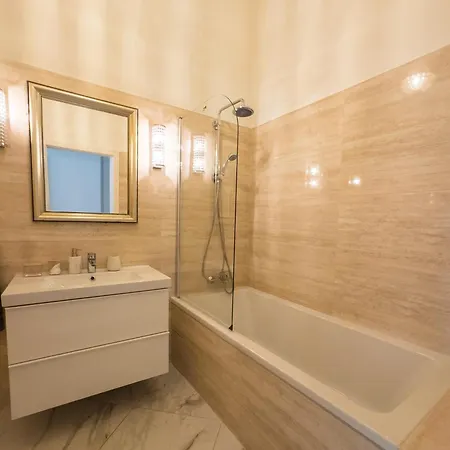 Margaret Bridge Apartment Budapest