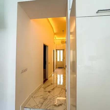 Apartment Margaret Bridge